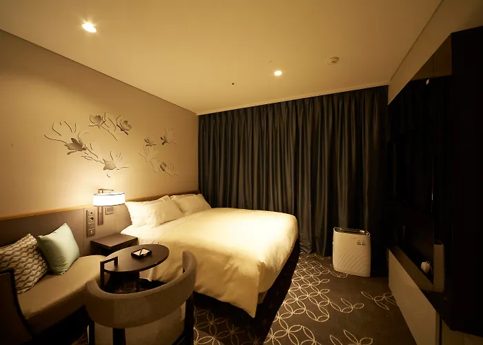 Gracery Hotel 4*