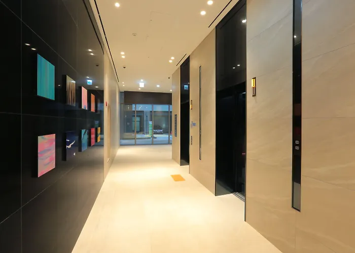 Gracery Hotel